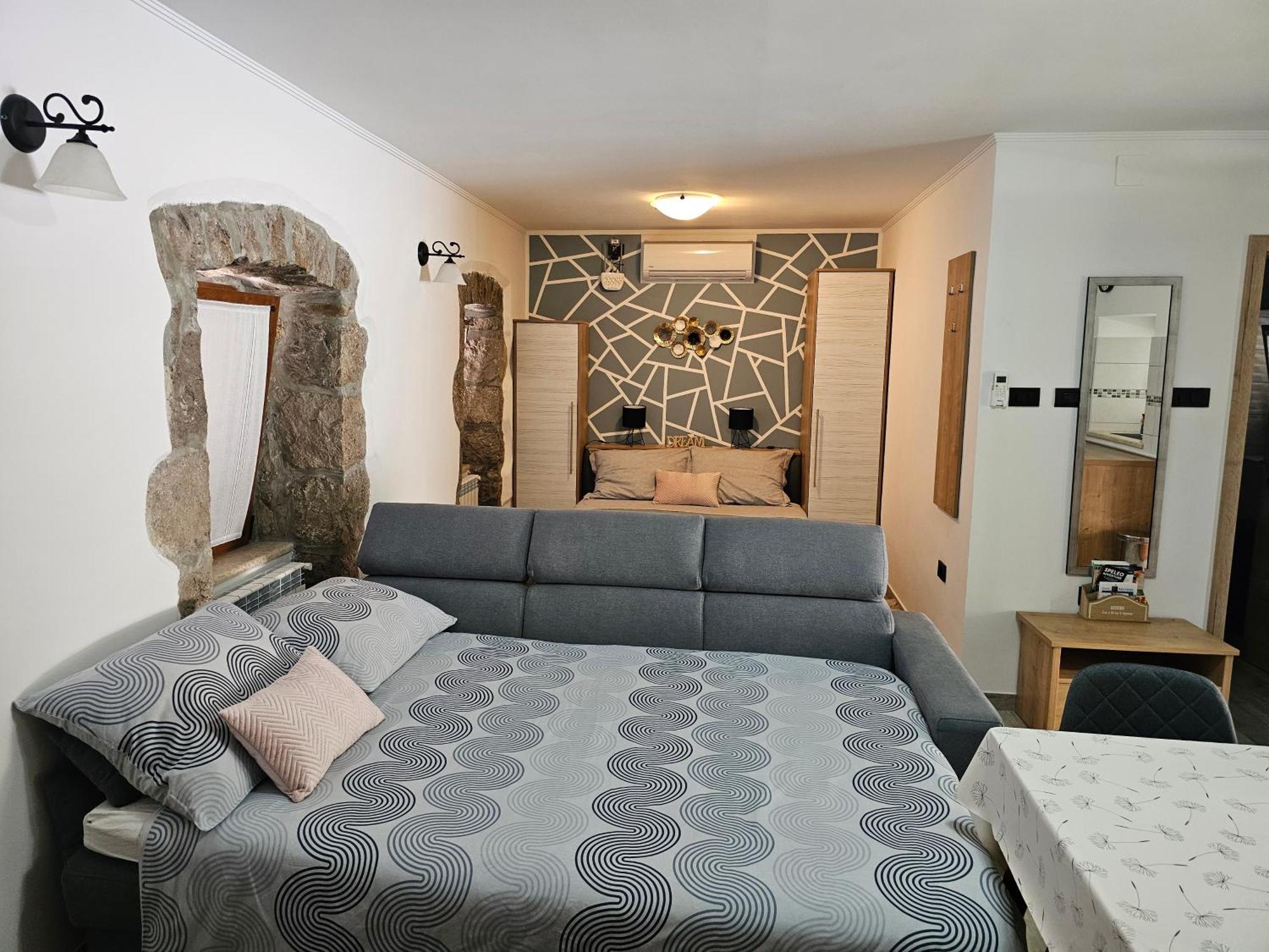 Villa Kos Lupoglav  Buitenkant foto